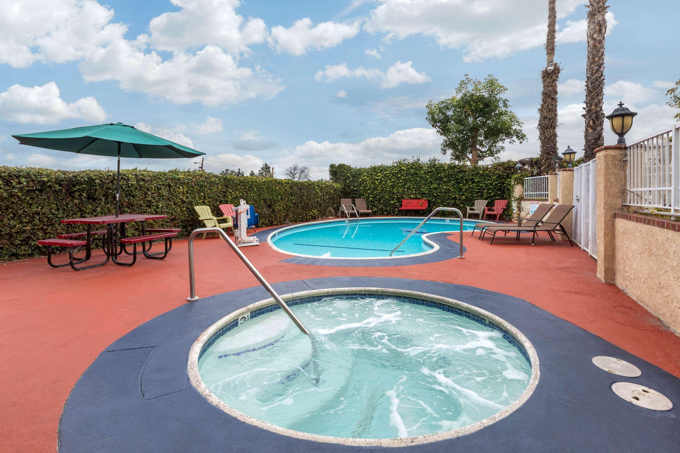 Quality Inn Lomita-Los Angeles South Bay Exterior photo